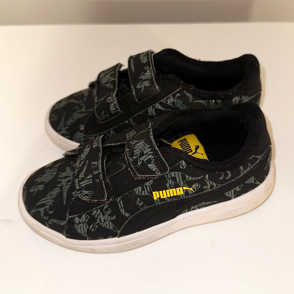 Children’s Dino Puma Sneakers Size 12 GREAT condition